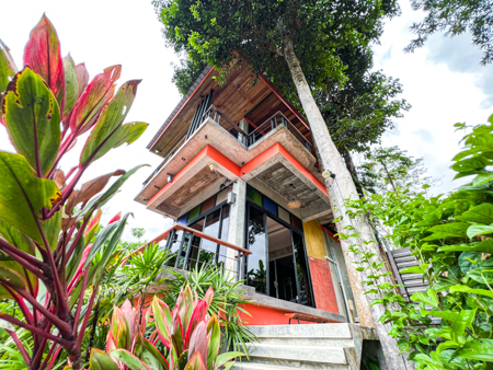 อพาร์ตเมนต์ชั้น 2 ให้เช่า 1 ห้องนอน ลิปะน้อย เกาะสมุย เฟอร์นิเจอร์ครบ วิวสระ บรรยากาศเงียบสงบ ใกล้หาดลิปะน้อย น้ำไฟรวมในค่าเช่า