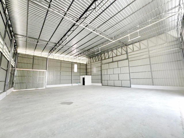 หทัยราษฎร์ 1-15 ให้เช่าโกดัง 265 ตร.ม.66 ตร.วา บิ๊กซี สุวินทวงศ์ 1.3 กม.  MRT แยก คปอ.5.9 กม.