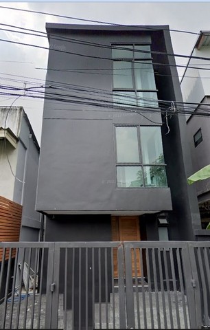  ให้เช่าทาวน์โฮม 3 ชั้น อาคาร ซอยชูจิตารมย์ สุทธิสาร 4 ห้องนอน 2 ห้องน้ำ ใกล้ MRT สุทธิสาร 