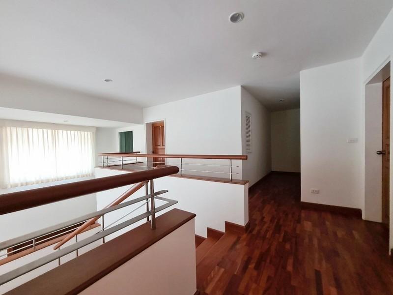 ขายบ้านเดี่ยวหลังมุม 186 ตรว. พร้อมสระว่ายน้ำ โครงการนิชาดาปาร์ค ย่านปากเกร็ด นนทบุรี ใกล้ รร.นานาชาติ ISB ติดทางขึ้นทางด่วนแจ้งวัฒนะ