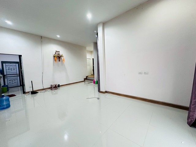 ให้เช่าบ้านเดี่ยวเติมทรัพย์ปาร์คฮิลล์ พร้อมเฟอร์นิเจอร์ครบ