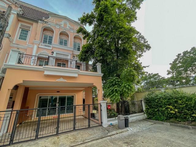 ให้เช่าทาวน์โฮม 3 ชั้น URBAN SATHORN สาทร ราชพฤกษ์ หลังมุม ตกแต่งสวย พร้อมเข้าอยู่