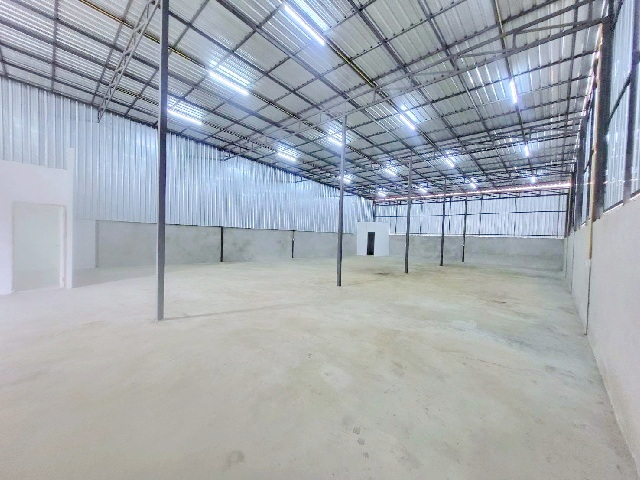 โกดัง 104 ตร.วา.ตลาดนัดวาสนาบางน้ำจืด 1.3 กม.ให้เช่าโรงงาน อย.และ รง.4 350 ตร.ม. ตลาดแครายพลาซ่า 650 ม.