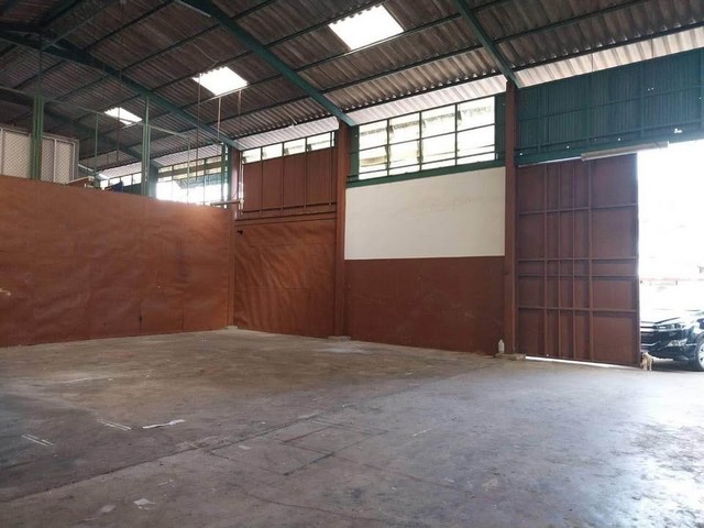 ให้เช่าโกดังย่านช่องนนทรี  ยานนาวาพระราม3  ถนนราธิวาสราชนครินทร์ 30