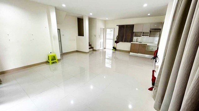 สวนกุหลาบวิทยาลัย รังสิต 2.2 กม. บ้านเดี่ยวให้เช่า2ชั้น 52 ตรว. บิ๊กซี ลำลูกกา คลองสาม 1.1 กม. 3นอน 3น้ำ แอร์ครบ สถานีรถไฟฟ้าคูคต 3.8 กม.