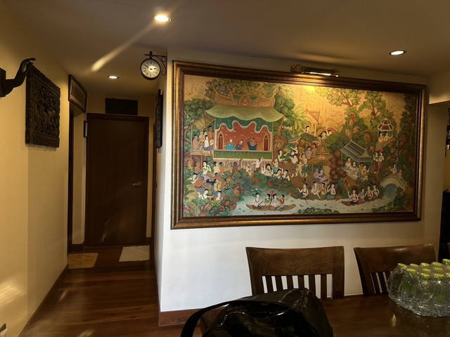 ขายคอนโดหรู ตกแต่งไม้สักทั้งห้อง พร้อมเฟอร์ ใกล้รถไฟฟ้าสายสีชมพู