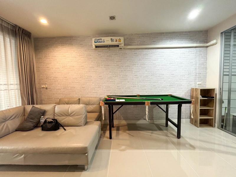 ขายบ้านทาวน์โฮม 3 ชั้น หมู่บ้าน สัมมากร อเวนิว รามอินทรา-วงแหวน