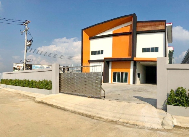 เช่า-ขายโรงงาน 1.6ไร่ 1,380 ตร.ม.ถ.เศรษฐกิจ1 พระราม 2 รร.เทศบาลนาดี 1.3 กม.พร้อมออฟฟิศ 2ชั้น ตลาดมหาชัย 3.0 กม.