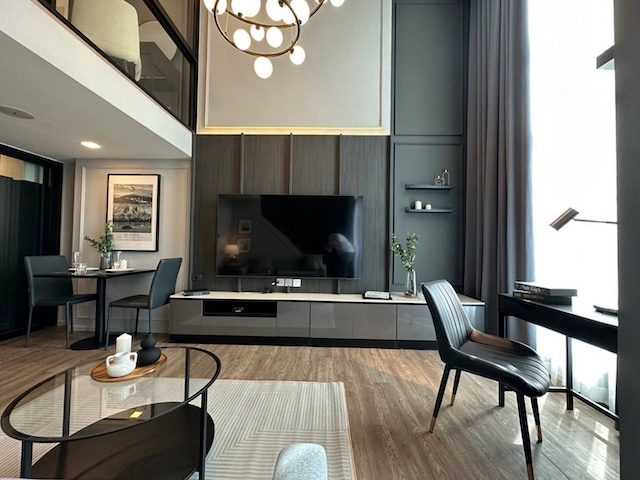 Modiz Sukhumvit 50 comfortable spacious quiet 22nd floor BTS On Nut