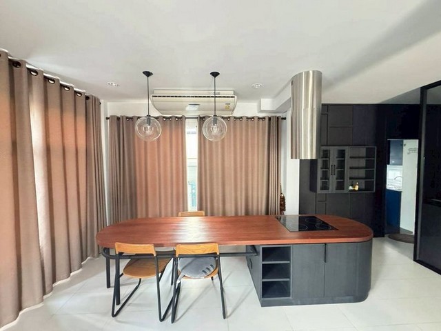 บ้านแฝด 2 ชั้น ทำเลดี ในโครงการ โซนสันผีเสื้อ