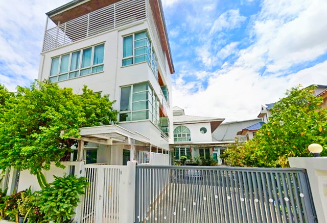 BTSพหลโยธิน 24 1.7 กม. ตลาดบองมาร์เช่ 290ม. ให้เช่าอาคารสำนักงาน 4ชั้น 340ตร.ม.40ตร.วา เซ็นทรัล ลาดพร้าว 1.8 กม.