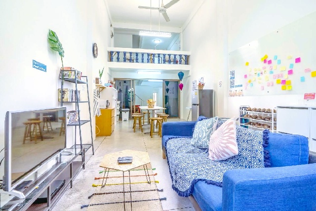 5นอน MRT แยกติวานนท์ 1.7กม. บิ๊กซี ติวานนท์ 1.4 กม. มจพ. 2.46กม. ให้เช่าทาวเฮ้าส์หรู 5 ชั้น+ดาดฟ้า พร้อมเฟอร์  ม.ราชมงคลสุวรรณภูมิ 2.7 กม.