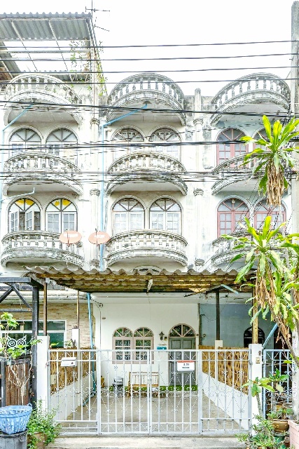 5นอน MRT แยกติวานนท์ 1.7กม. บิ๊กซี ติวานนท์ 1.4 กม. มจพ. 2.46กม. ให้เช่าทาวเฮ้าส์หรู 5 ชั้น+ดาดฟ้า พร้อมเฟอร์  ม.ราชมงคลสุวรรณภูมิ 2.7 กม.