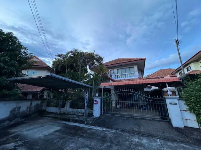 ลดราคาขาย 2.75 ล้าน 58.8 ตรว. บ้านเดี่ยวหลังใหญ่ 2 ชั้น สันทราย เฟอร์นิเจอร์ครบ เนื้อที่กว้างขวาง เดินทางสะดวก #น้ำไม่ท่วม!