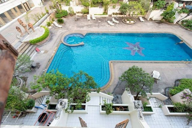 ให้เช่า 40,000 บาท/เดือน ทาวน์โฮม 4 ชั้น – #เมญ่า #รีโนเวทใหม่ บางส่วน พร้อมเฟอร์นิเจอร์ และเครื่องใช้ไฟฟ้า พื้นที่กว้างขวาง #ปล่อยรายวันได้