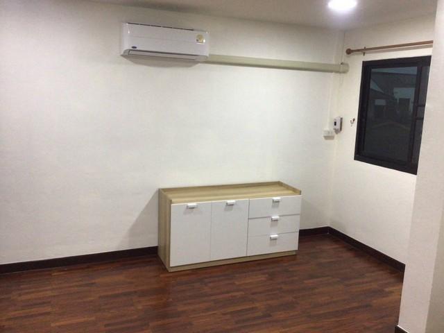 ให้เช่าบ้านเดี่ยว 2 ชั้น 300 ตรม. ซอยสังคมสงเคราะห์ 12 พร้อมเฟอร์นิเจอร์ ใกล้เซ็นทรัลอีสวิล