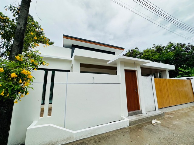 หมู่บ้านพูนทรัพย์ฉลองภูเก็ต วิลล่ารีโนเวทใหม่ 70วา 3ห้องนอน 3ห้องน้ำ ใกล้วัดฉลอง