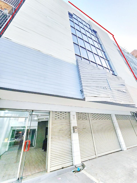 ไอคอนสยาม600ม.BTS กรุงธนบุรี 600ม.ให้เช่าสำนักงาน มีลิฟท์ Hostel AIABNB 6ชั้น 3 คูหา ทำเลทอง  ติดถนนใหญ่ 24 นอน  54 ตร.วา. 1,060 ตร.ม. 