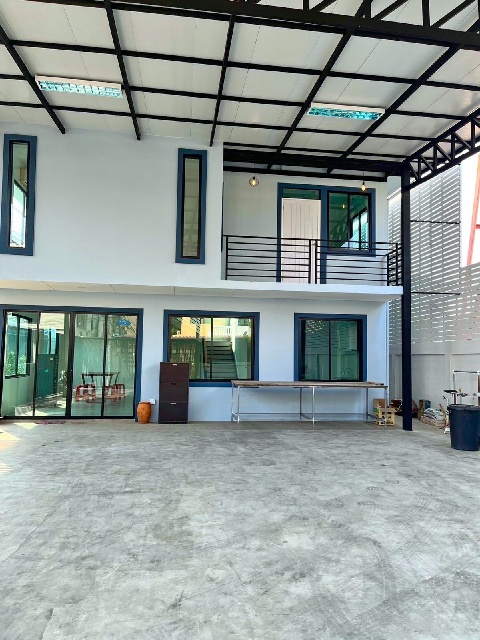 รร.นานาชาติบริติชโคลัมเบีย 3.5 กม.บ้านเดี่ยว 2 ชั้น เพิ่งรีโนเวทใหม่ 58 ตร.วา.232 ตร.ม.เหมาะกับทำโฮมออฟฟิศ อยู่อาศัย   4 นอน 2 น้ำ