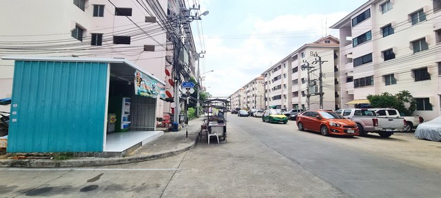 คอนโดมิเนียม Baan Eua Arthorn Saimai บ้าน เอื้ออาทร สายไหม 32sq.m. 1นอน 500000 บาท. สภาพเยี่ยม! ทำเลดี ใกล้แหล่งชุมชนมากมาย ใกล้รถไฟฟ้าสถานีคูคต ใกล้โรงพยาบาลภูมิพล สนามบินดอนเมือง ตลาดสายไหม บิ๊กซีสะพานใหม่ ตลาดเอสที ตลาดเพิ่มสิน แม็คโครเทพรักษ์ ใกล