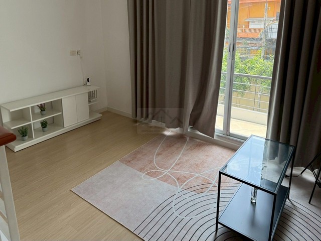 ให้เช่าโฮมออฟฟิศ 3 ชั้น 261 ตรม. โครงการบ้านกลางเมืองรอยัลโมนาโค ศรีนครินทร์ 24 ใกล้ MRT สายสีเหลือง ใกล้ซีคอน