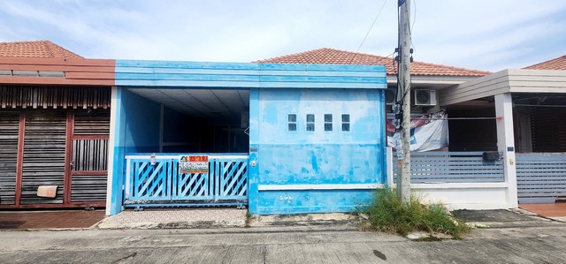 townhome ธนาวิลล่า 1 0 ไร่ 0 ngan 21 sq.wa 2ห้องนอน2Bathroom 1400000 บาท. ไม่ไกลจาก ใกล้สถานีตำรวจชุมชนบ้านกรด ร้านสะดวกซื้อ โชว์รูมรถ ห้างบิ๊กซี เมเจอร์ซินีเพล็กสาขาบิ๊กซีอยุธยา โรบินสันอยุธยา อยุธยาซิตี้พาร์ค ศูนย์ราชการอยุธยา กรมขนส่ง นิคมอุตสาหกร