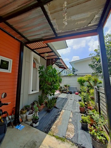 บ้านแฝดหลังมุม พร้อมอยู่ The Trust แพรกษา พื้นที่กว้าง ต่อเติมครบ ทำเลศักยภาพ ใกล้ BTS แพรกษา