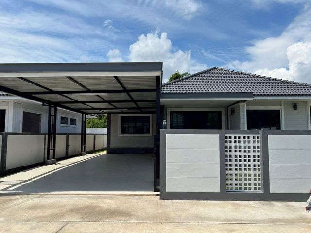 เริ่มต้นเพียง 1.99 ล้านบาท #หางดง – #หารแก้ว บ้านสร้างใหม่ชั้นเดียว #ตรงข้ามมหาวิทยาลัยนอร์ทเชียงใหม่