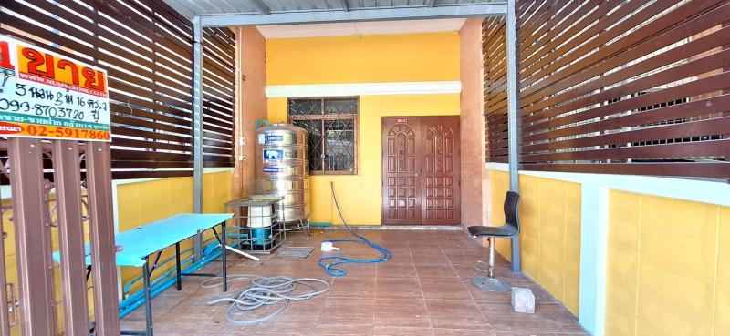 Townhome - 16 sq.wa 0 NGAN 0 Rai 3BR3น้ำ   สะดวกสบาย