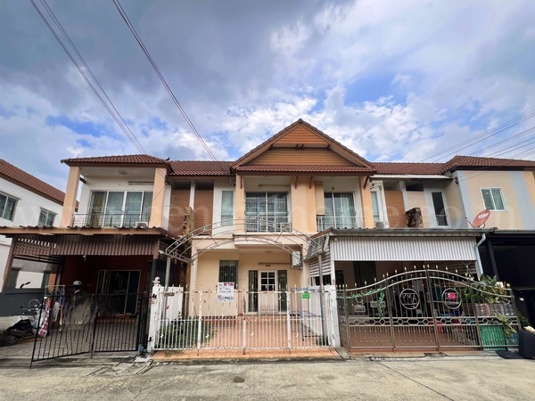 ทาวน์เฮ้าส์ หมู่บ้าน ไพร์ม เพลส 1 จันทร์ทองเอี่ยม บางบัวทอง