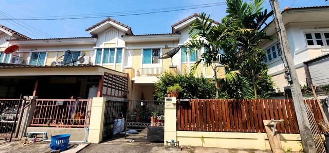 Townhouse พฤกษาวิลล์ 16/1 3 BR 2 Bathroom 26 SQ.WA 1700000 BAHT   ลดจัดหนัก!! ปทุมธานี   