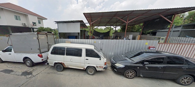 ฟิวเจอร์พาร์ค รังสิต 1.6 กม.ให้เช่าที่ดินพร้อมบ้าน มีรั้วรอบ เทพื้นคอนกรีตแล้ว ม.กรุงเทพ รังสิต 4 กม.2 นอน รพ.วิภาวดีรังสิต 1.7 กม.