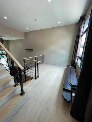 ให้เช่า ทาวน์โฮม 3.5 ชั้น โครงการ อาร์เด้น ลาดพร้าว71