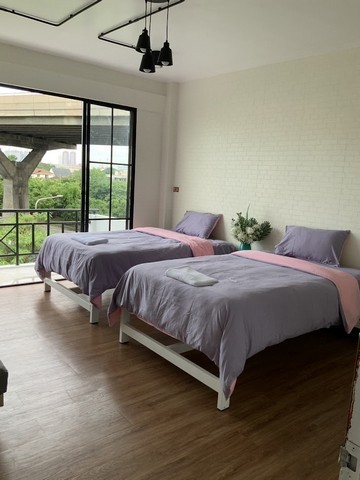 ให้เช่าอาคารสำนักงาน ใกล้BTS บางจาก และ BTS ปุณณวิถี ซอย สุขุมวิท62  อาคาร4ชั้น  รีโนเวทใหม่