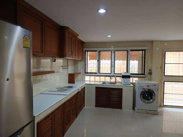 ให้เช่าบ้านเดี่ยว 2 ชั้น 84 ตรว. 4 ห้องนอน โชคชัย 4 หมู่บ้าน ต.รวมโชค ใกล้โชคชัย 4 เสนานิคม เลียบด่วน