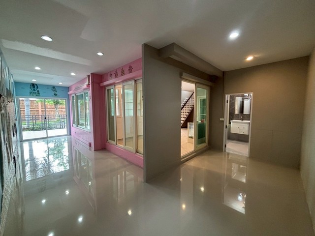 คาซ่าวิลล์ ราชพฤกษ์  รัตนาธิเบศร์   บ้านสวย พร้อมอยู่ ทำเลดี