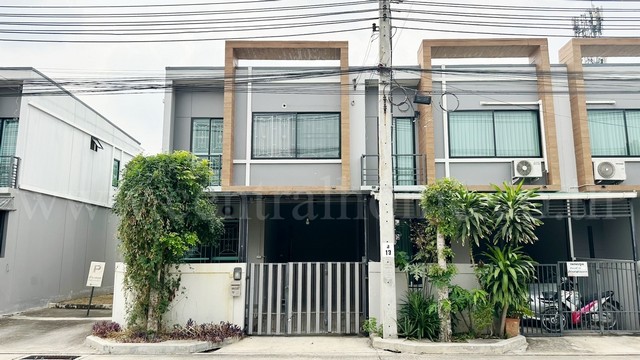 P3 ทาวน์โฮม เอสเกต เปี่ยมสุข แจ้งวัฒนะ - กาญจนาภิเษก ถูกสุดในโครงการ