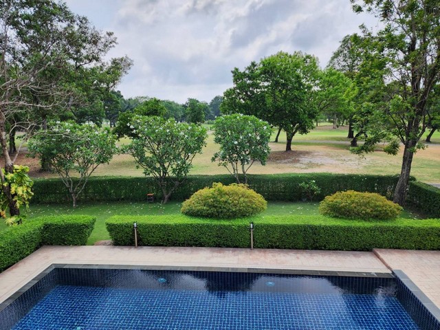 ให้เช่าบ้านเดี่ยว 2 ชั้น 450 ตรว. 6 ห้องนอน ติดสนามกอล์ฟโครงการ เลควูด กอล์ฟ แอนคันทรีคลับ Lakewood Village Bangna บางนา-ตราด กม. 18