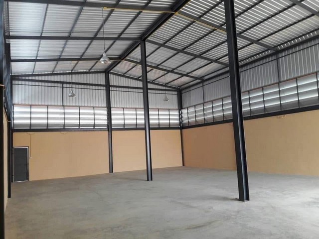 ให้เช่าโกดัง ที่ดิน 84 ตรว. พื้นที่ใช้สอยในร่ม 225 ตรม.บางบอน5 ซอย 10  รถใหญ่เข้าออกถนนได้