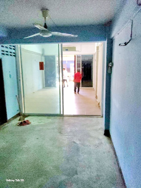 เดอะมอลล์ บางแค 1.6กม. ให้เช่าอาคารพาณิชย์ 3.5 ชั้น พร้อมพื้นที่ออฟฟิศชั้นล่าง 3 นอน 3 น้ำ  MRTบางแค 1.5กม. ม.เอเชียอาคเนย์ 1.3 กม.