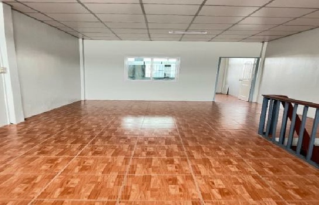 สามแยกพระประแดง ไทวัสดุ สุขสวัสดิ์ 200ม. ให้เช่าอาคารพาณิชย์ 3 ชั้น+ชั้นลอย 30 ตร.วา.360 ตร.ม. BASIS Bangkok 3กม.