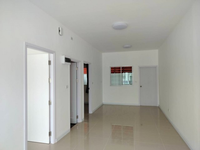 ขายทาวน์โฮม 1 ชั้น หลังมุม พื้นที่ 27.9 ตร.ว. หมู่บ้านสิวารมณ์ซิตี้ ที่ล้อมไปด้วยธรรมชาติ ที่ให้ความสดชื่นในยามเช้า นิคมพัฒนา จังหวัดระยอง