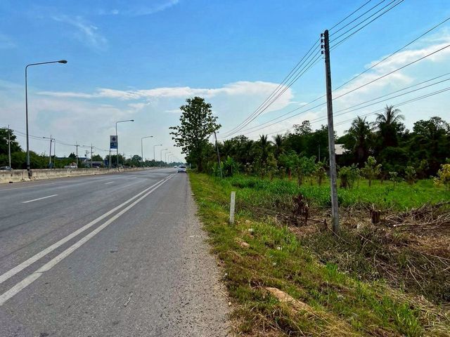 ขายที่ดินแปลงสวย #ราคาต่ำกว่าท้องตลาด ขายยกแปลง 15 ล้าน 2-0-21 ตรว. #ที่ดินติดถนนเลี่ยงเมืองสันป่าตอง - หางดง หน้ากว้าง 65 เมตร