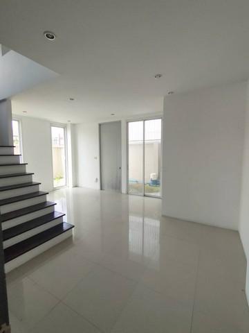 ให้เช่าโฮมออฟฟิต 4 ชั้น 300 ตรม. ย่านรามอินทรา ใกล้ MRT วงแหวนรามอินทรา ( จดทะเบียนบริษัทได้ )