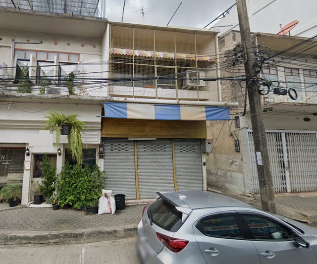 นครสวรรค์ 3.3 กม ถนนสวรรค์วิถี  เซ็นทรัล ให้เช่าอาคารพาณิชย์ 3 ชั้น ถ.พหลโยธิน ครึ่ง+ดาดฟ้า 31 ตร.วา.371ตร.ม.ม.ราชภัฏนครสวรรค์ 3.8 กม