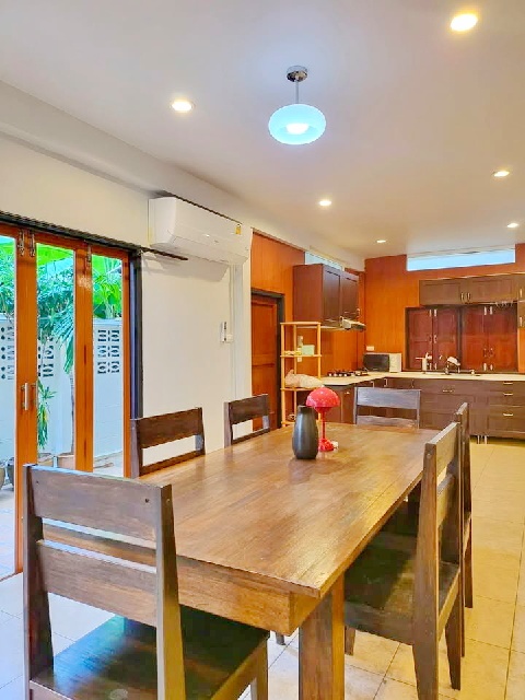 MRT สุทธิสาร 600 ม. บ้านทรงไทย 240 ตร.ม.รับจดบริษัทได้ ให้เช่าบ้านเดี่ยว 2 ชั้น 60 ตร.วา. ทำเป็น Airbnb ร.นานาชาติเดอะรีเจ้นท์ 3.8 กม.3 นอน