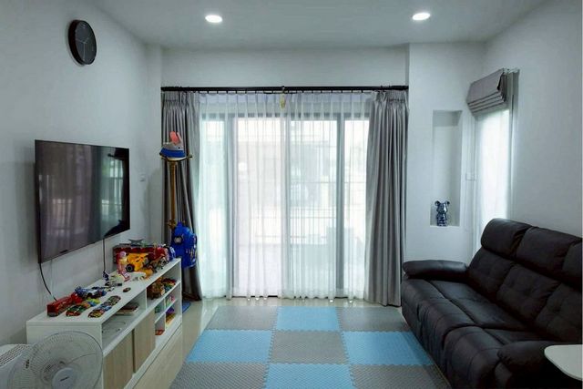 ขาย 3,100,000 บาท หมู่บ้าน #Zen2 by #Sivalai #สันกำแพง บ้าน 2 ชั้น #หลังมุม #น้ำไม่ท่วม พร้อมพื้นที่สวนข้างบ้าน #หิ้วกระเป๋าพร้อมอยู่