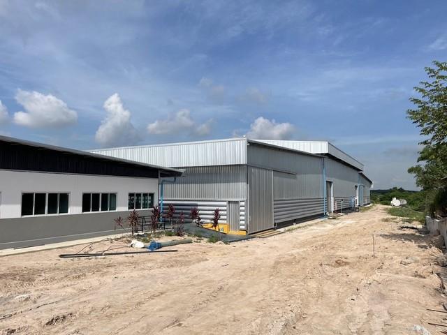 ขายโรงงานสุรศักดิ์ เนื้อที่ 5 ไร่ สีม่วงลาย เขาคันทรง ศรีราชา ชลบุรี ( สร้างใหม่ )