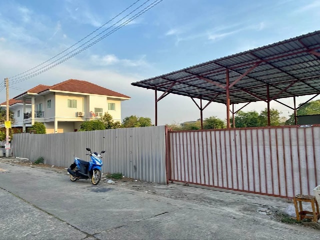 ให้เช่า  ม.กรุงเทพ รังสิต 4 กม ตลาดไอยรา 3.8 กม. ฟิวเจอร์พาร์ค รังสิต 1.6 กม..2 นอน รพ.วิภาวดีรังสิต 1.7 กม.