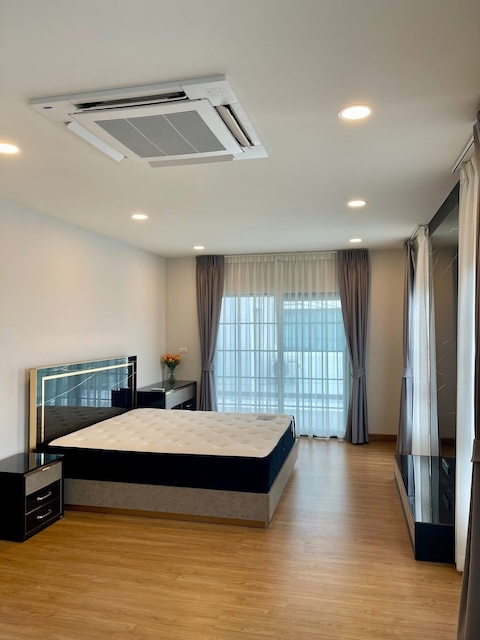 Centro Bangna Single house spacious clean near Mega Bangna